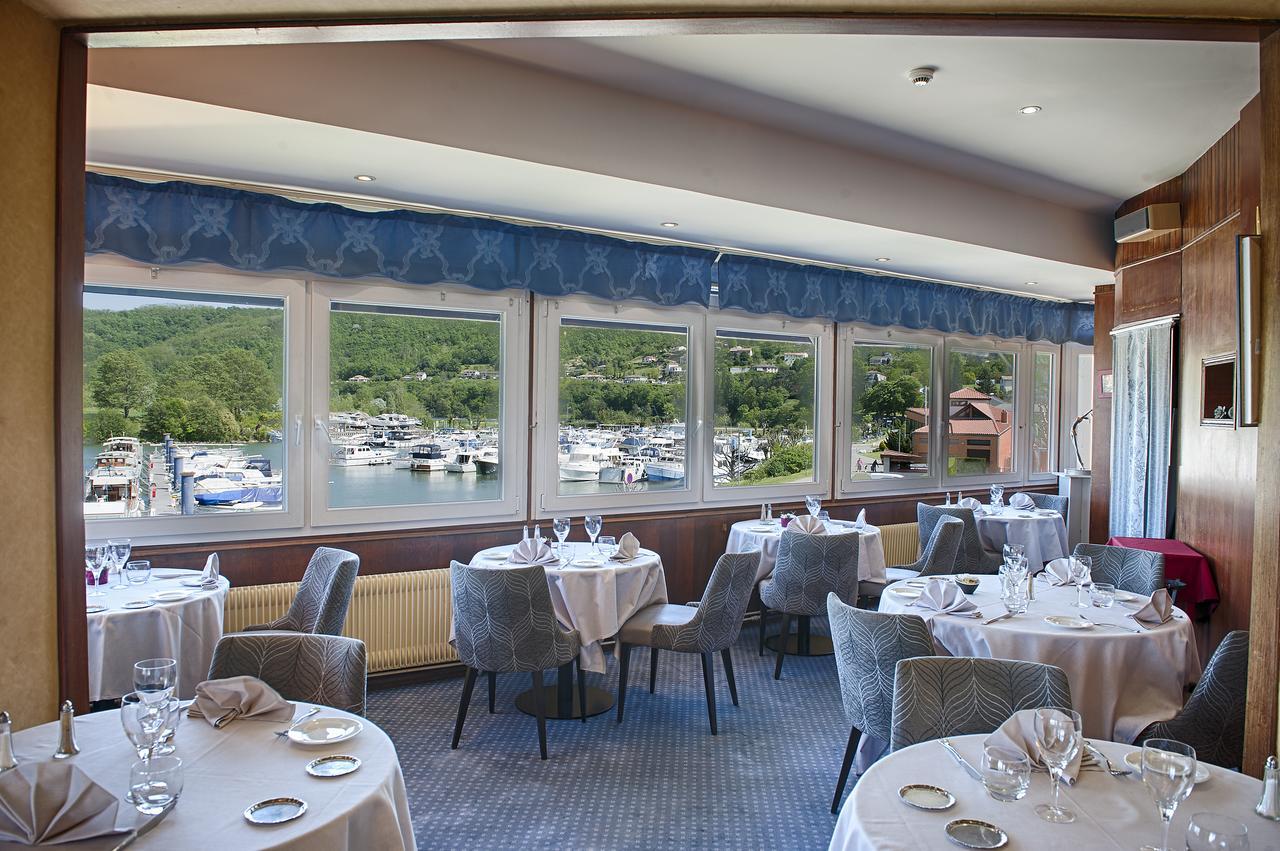 Hotel Le Bellevue Les Roches-de-Condrieu ภายนอก รูปภาพ