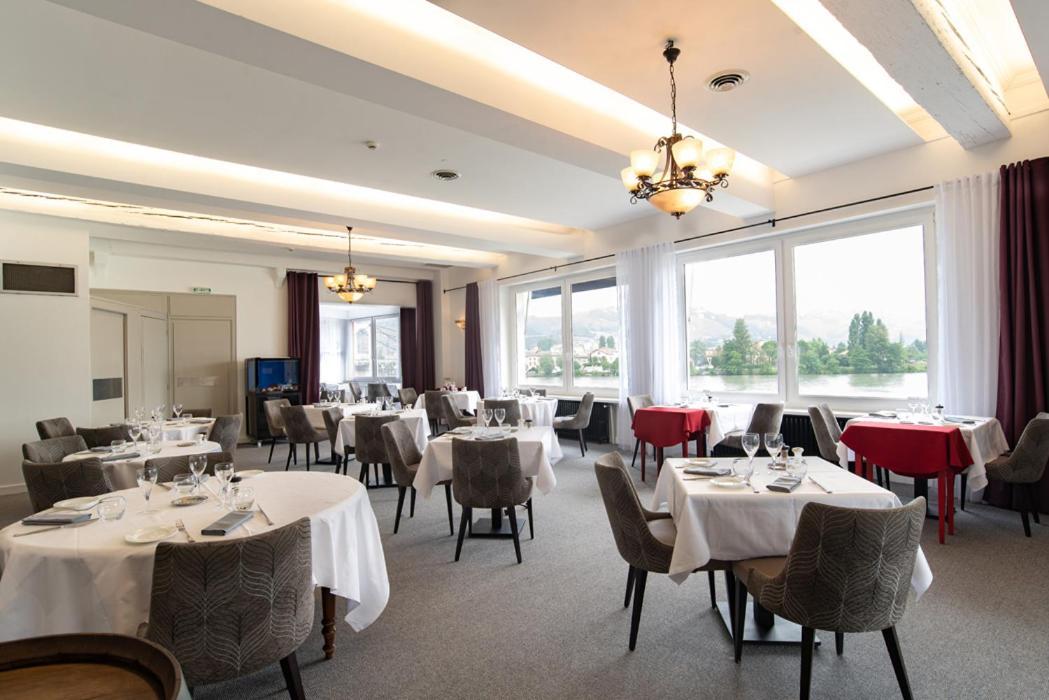 Hotel Le Bellevue Les Roches-de-Condrieu ภายนอก รูปภาพ